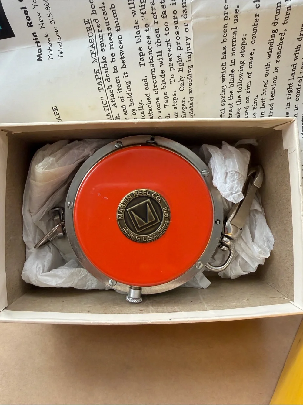 Vintage Martin Reel Co Tape-Matic Measuring Tape orange in orig box
